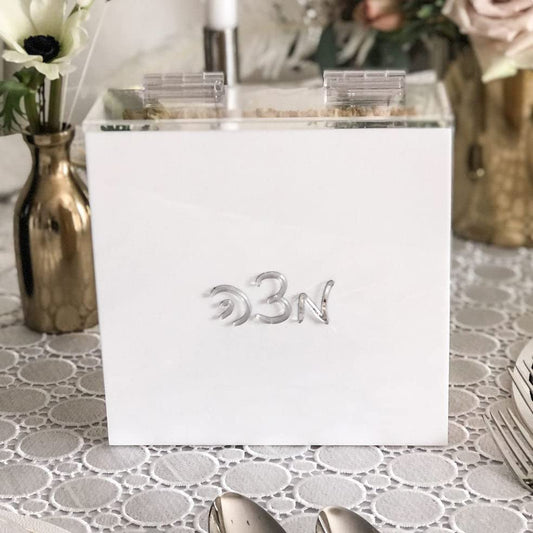 (D) Judaica Lucite Matzah Box with White Lid 7.28" (Silver)