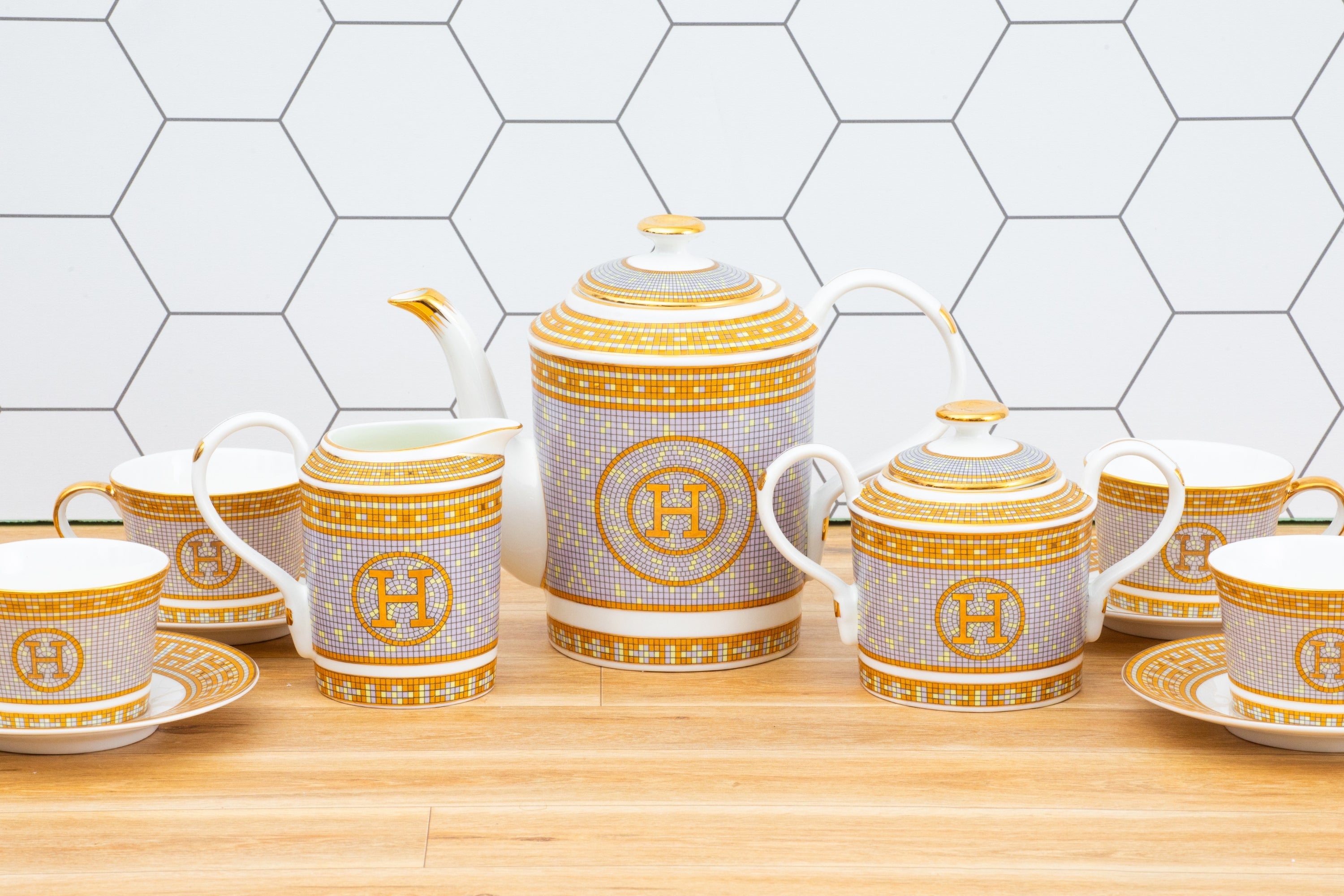 Royalty Porcelain Luxurious Tea Set - 17 Piece Service for 6 - Ornate Mosaic Pattern - Hand Painted Gold Detailing - Tea Sets For Adults - Includes Teapot, Cups, Saucers, Sugar Bowl, Creamer