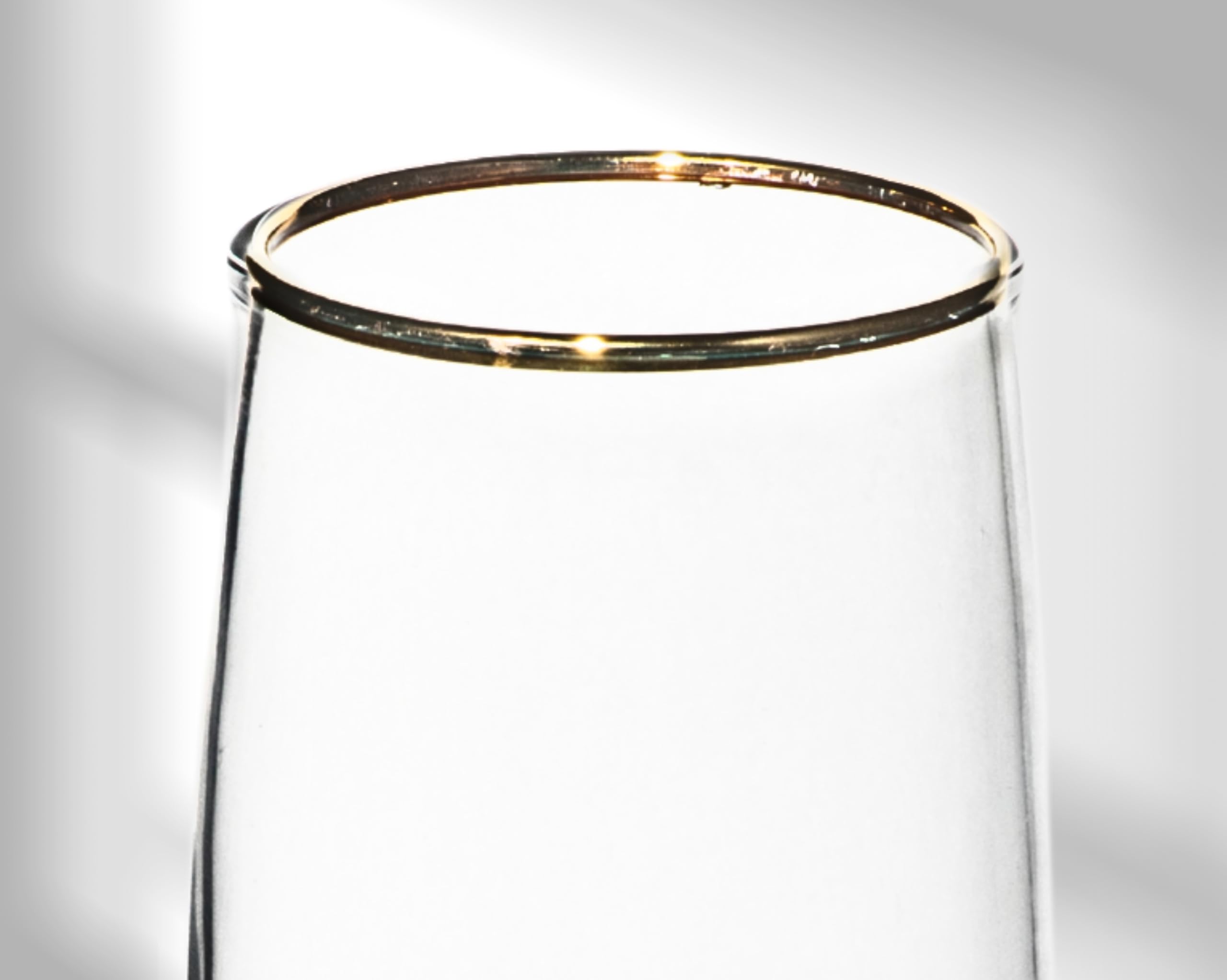 Elegant Flute Stemware, 8 Ounce - Champagne Glass with Gold Rim - Crystal Clear Drinking Glass for Red Wine, Cocktails and Other Beverages - For Home and Bar