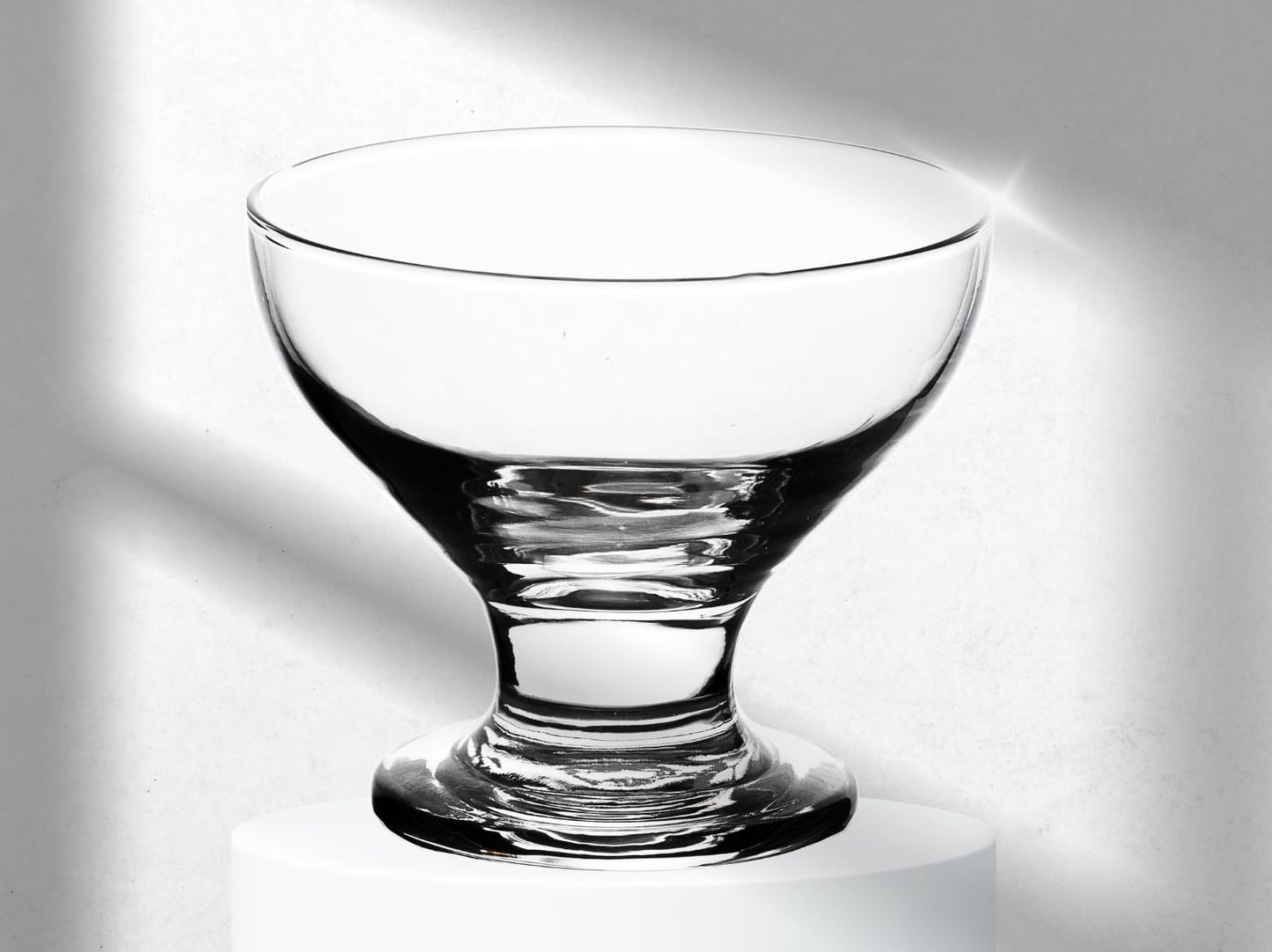 Elegant Ice Cream Glass Bowls - Small Dessert Cups - 8 ounce, Dessert Bowls for Sundae, Fruits, Salad, and Puddings - Perfect addition to your Kitchen Set Dishes , Parties, and Catering