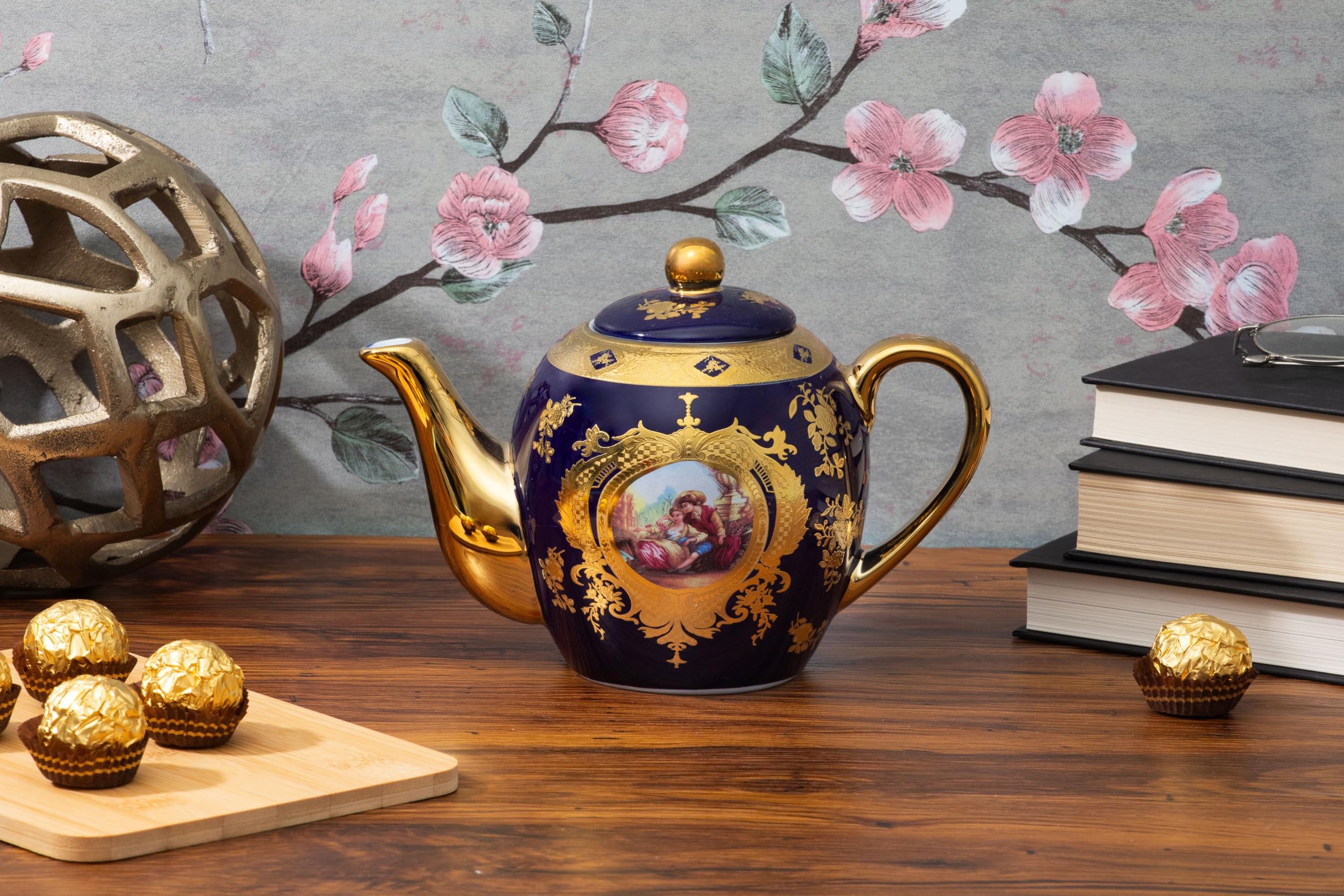 Royalty Porcelain Vintage Teapot lid detail showing gold finial and porcelain craftsmanship