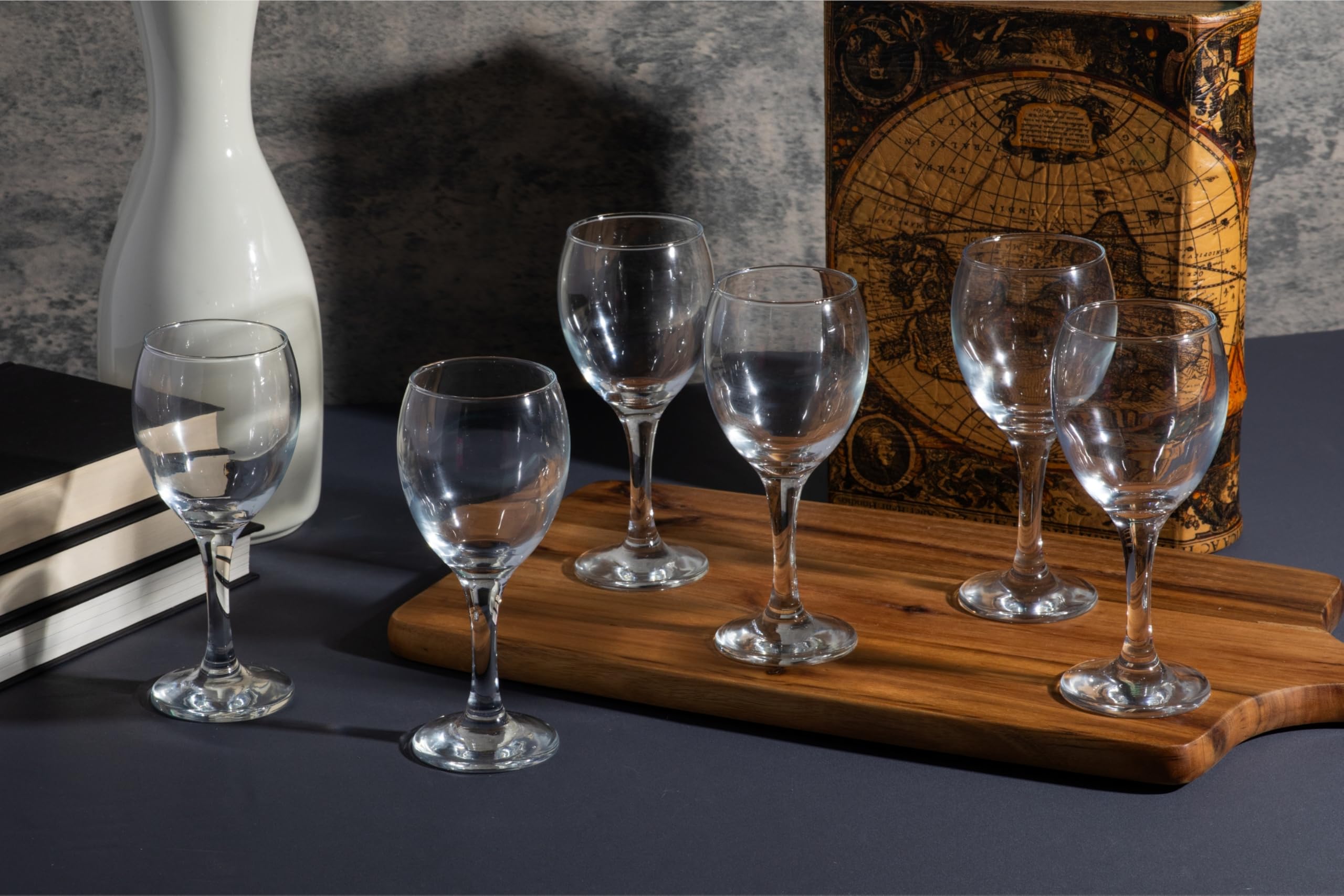 Wine Glasses – 8.25 Ounce Crystal Clear Stemmed Goblets, Perfect for Red Wine, Champagne and Cocktails – Elegant Glassware for Parties and Everyday Use