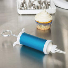 Ateco 701 Piping 7-Piece Cake Decorating Set for with Syringe, Bakeware (2)