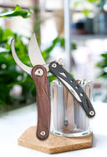 (D) Pruning Shear Multi Tool Folding Gardening Clippers, Hand Pruners, Secateurs