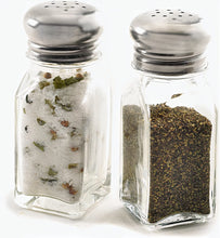 (D) Salt and Pepper Shakers Glass Set Clear with Stainless Steel Lid 2.87 oz