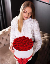 (D) Luxury Long Lasting Roses in a White Box, Preserved Flowers Empire L (Orchid)